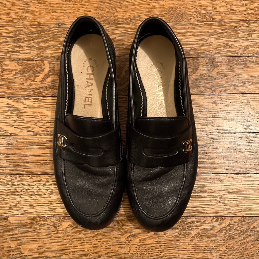 Chanel Runway SS 2021 CC loafers